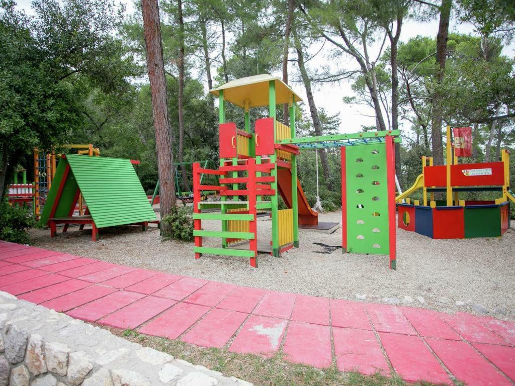 Sesar Apartments Krk - No. 2 Vinko คิร์ก ภายนอก รูปภาพ